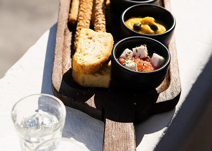 The Noverian Bios Santorini 5*