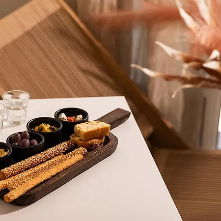 ホテル The Noverian Bios Santorini Boutique 5*