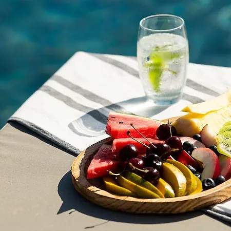 The Noverian Bios Santorini Boutique ホテル 5*
