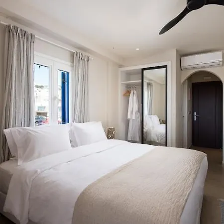 The Noverian Bios Santorini 5* Fira (Santorini)