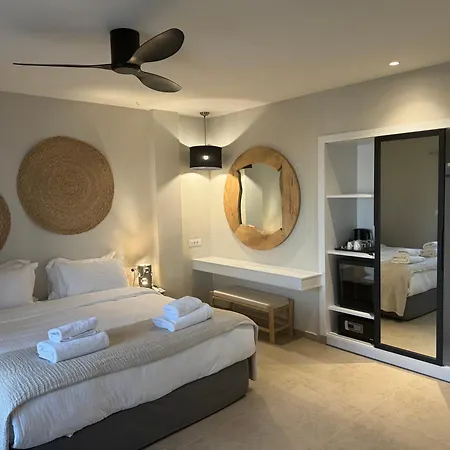 The Noverian Bios Santorini Boutique ホテル
