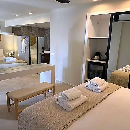 The Noverian Bios Santorini Hotel 5*