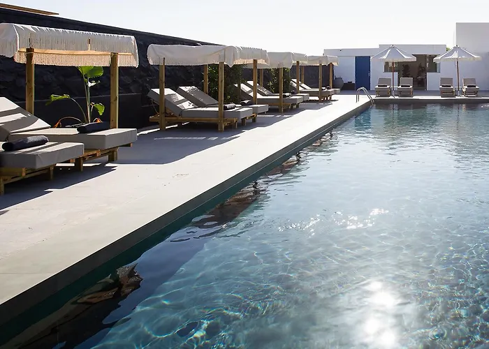 Hotel The Noverian Bios Santorini