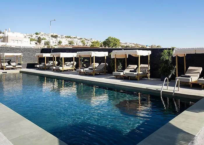 The Noverian Bios Santorini 5* Fira (Santorini)