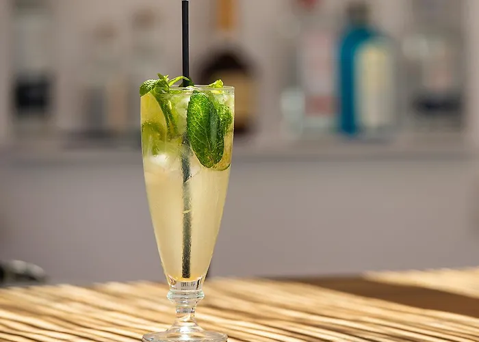 Hotel The Noverian Bios Santorini Fira (Santorini)