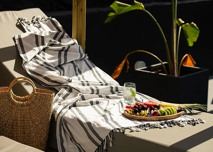 Hotel The Noverian Bios Santorini