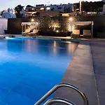 The Noverian Bios Santorini 5*
