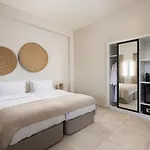 호텔 The Noverian Bios Santorini 5*