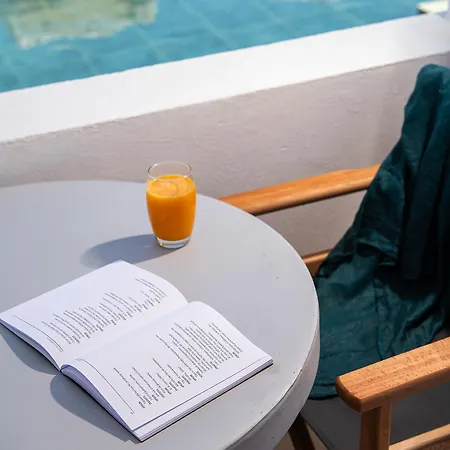 Hotel The Noverian Bios Santorini