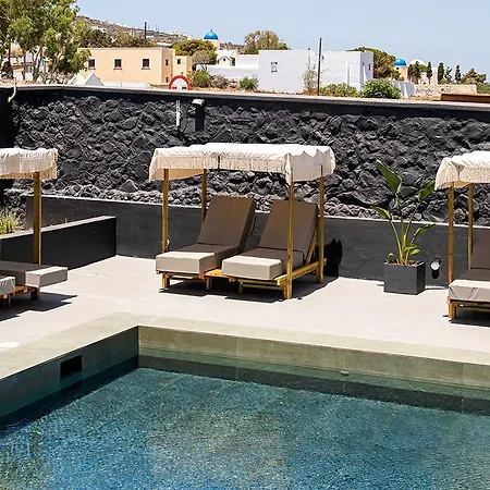 The Noverian Bios Santorini סנטוריני