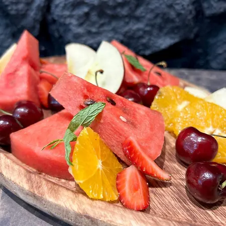 The Noverian Bios Santorini מלון 5*