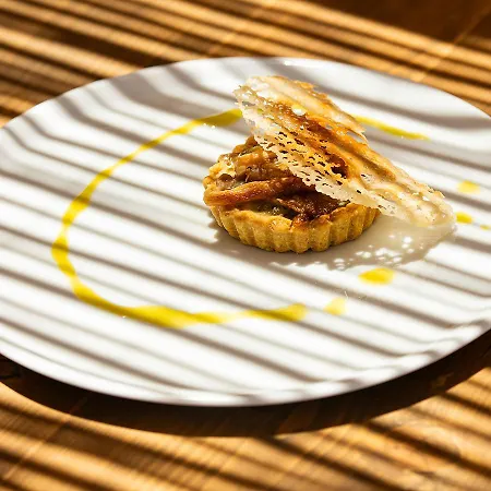 The Noverian Bios Santorini 5*