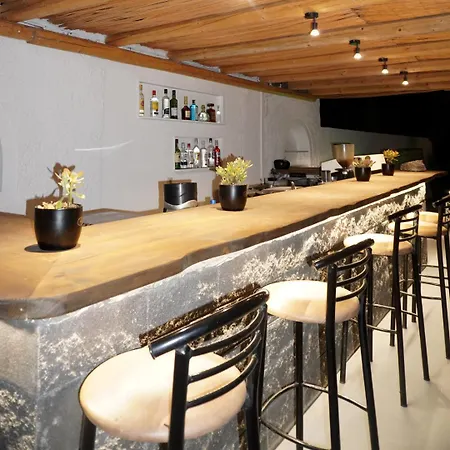 מלון The Noverian Bios Santorini