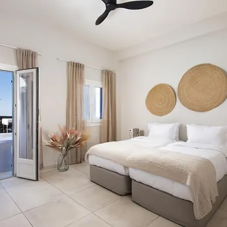 The Noverian Bios Santorini מלון